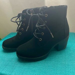 Girls Heeled Boots- Size 2